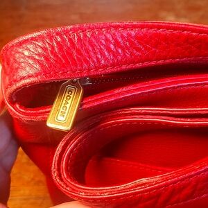 Coach Vintage Sonoma Convertible Crossbody Bag 4924 Red Pebbled Leather C/Rica
